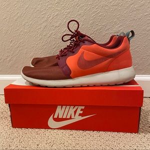 Nike Roshe Run (men's) Running Shoes / Sneakers